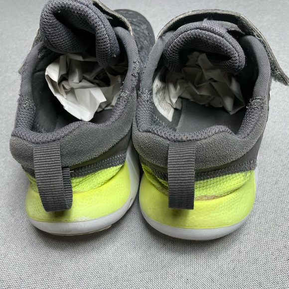 Nike Free RN 2021 Kids Shoes | Gray and Neon Yellow | Size 1Y - Picture 5 of 8
